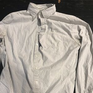 Patterned dress shirt